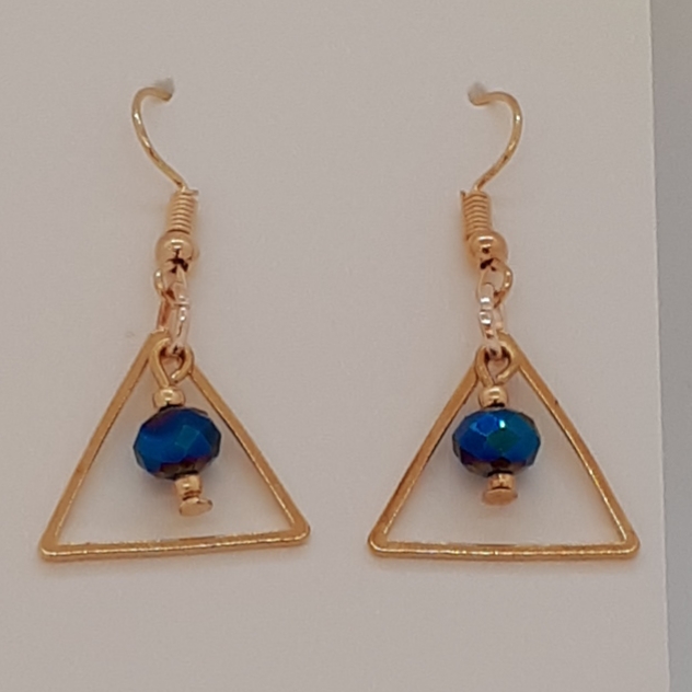 Earring-Gold-Crystal-Triangle-(DB)-R40 Earring-Gold-Crystal-Triangle-(DB)-R40