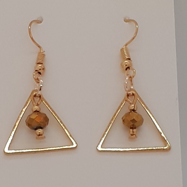 Earring-Gold-Crystal-Triangle-(G)-R40