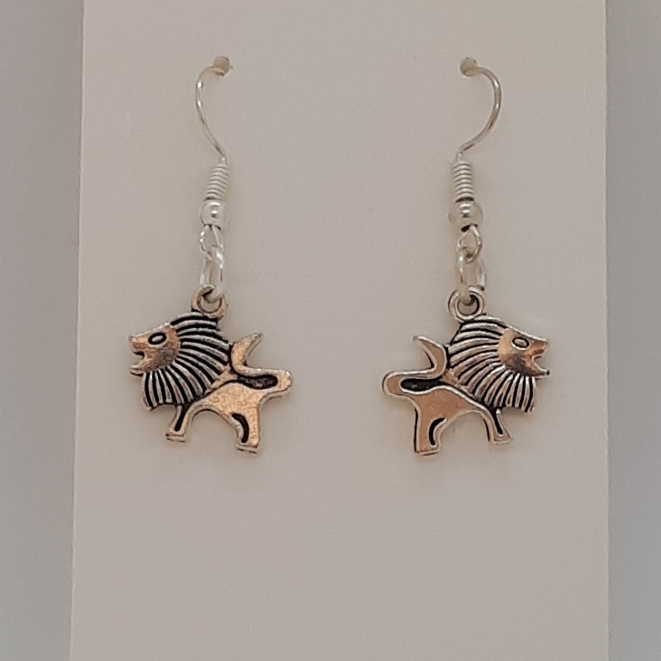 Earring-Silver-Charm-Lion-R30